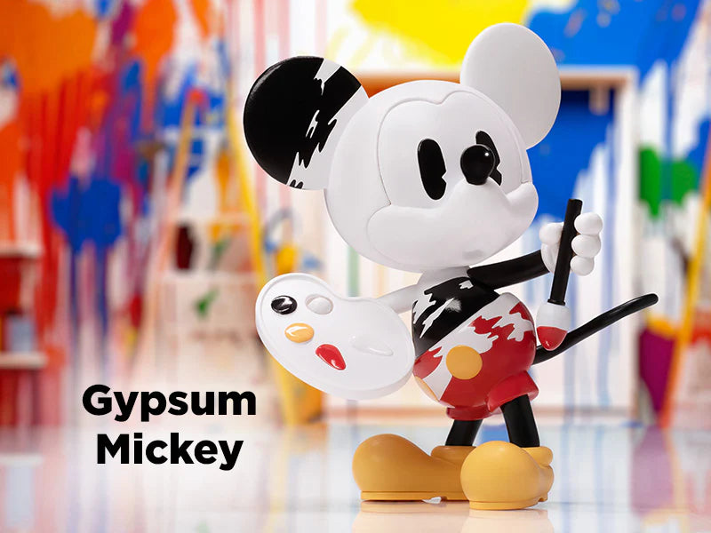 Gypsum Mickey vinyl figure with paintbrush and artist palette design from Disney 100th Anniversary Ever Curious Blindbox.