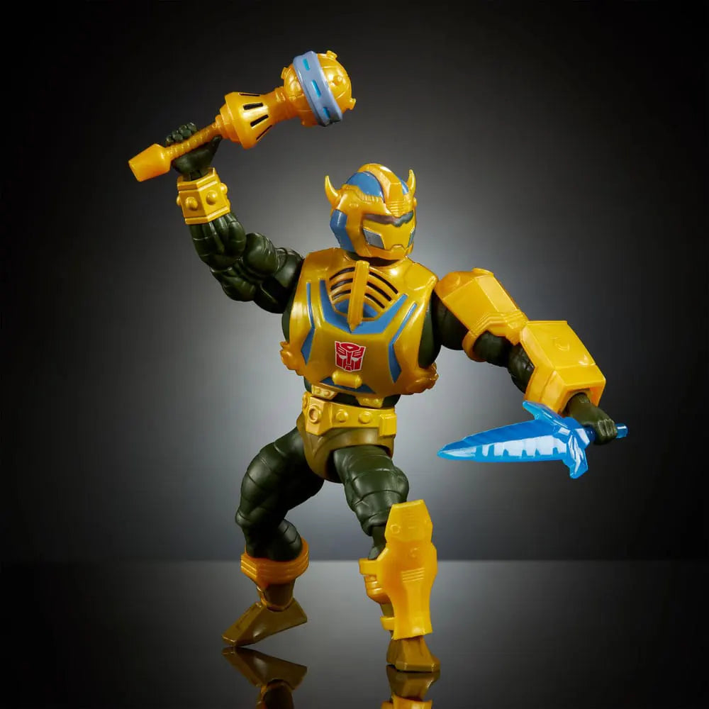 Bumblebee Armor Man-At-Arms raising a yellow battle mace and holding an energy sword