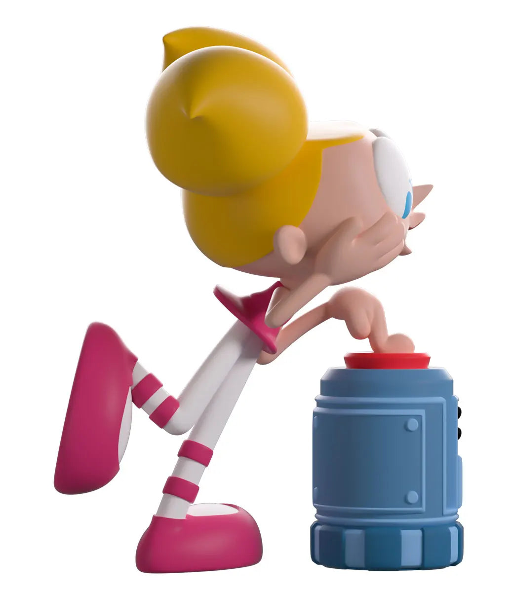 Side profile of Dee Dee Dexter’s Laboratory Youtooz Vinyl Figure with lab machine accessory