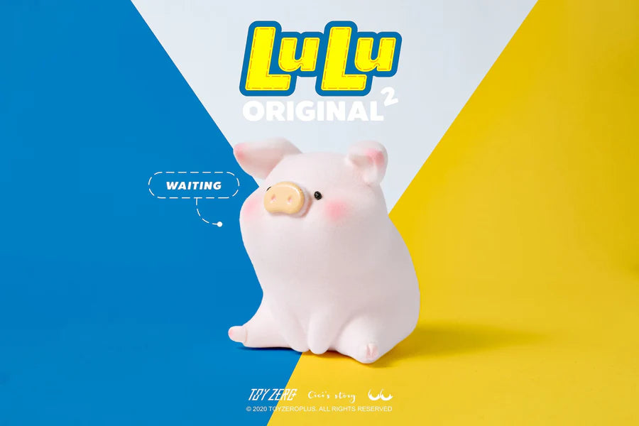 LuLu The Piggy Original 2nd Series vinyl figure "Waiting" sitting cutely