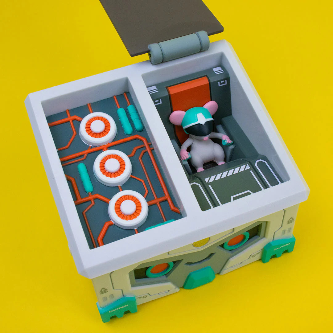 Mecha Dumpster Fire Vinyl Figure
