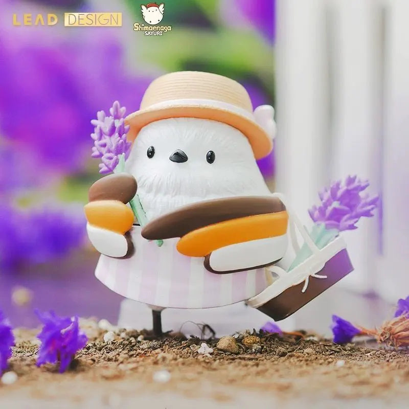 Shimaenaga Sayuri Lavender Florist figure holding lavender bouquet with straw hat.
