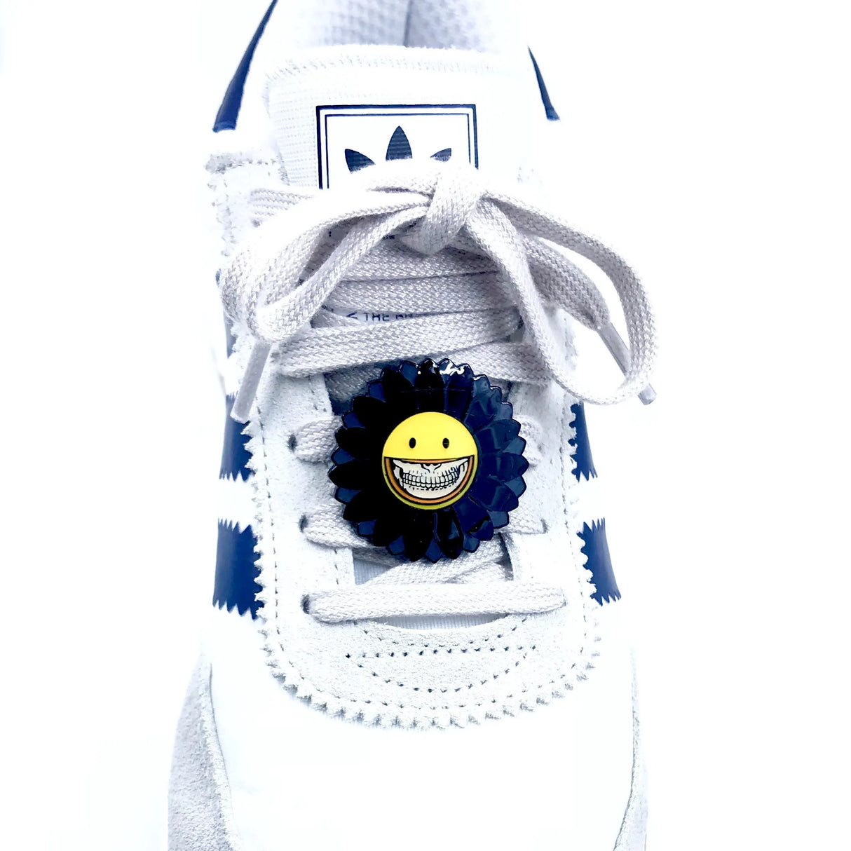 Shocking Sunflower Grin Pink Lace Pin