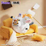 Alexander The Fat Tiger Dark Duo figure featuring a horse and tiger curled together on a sofa