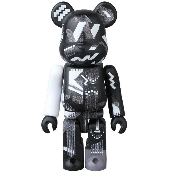 Hermippe Pixel Art Illustration Artist BE@RBRICK Series 37 100 percent collectible figure by Medicom Toy