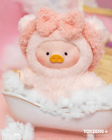 Lulu The Piggy Dreaming Wonderland