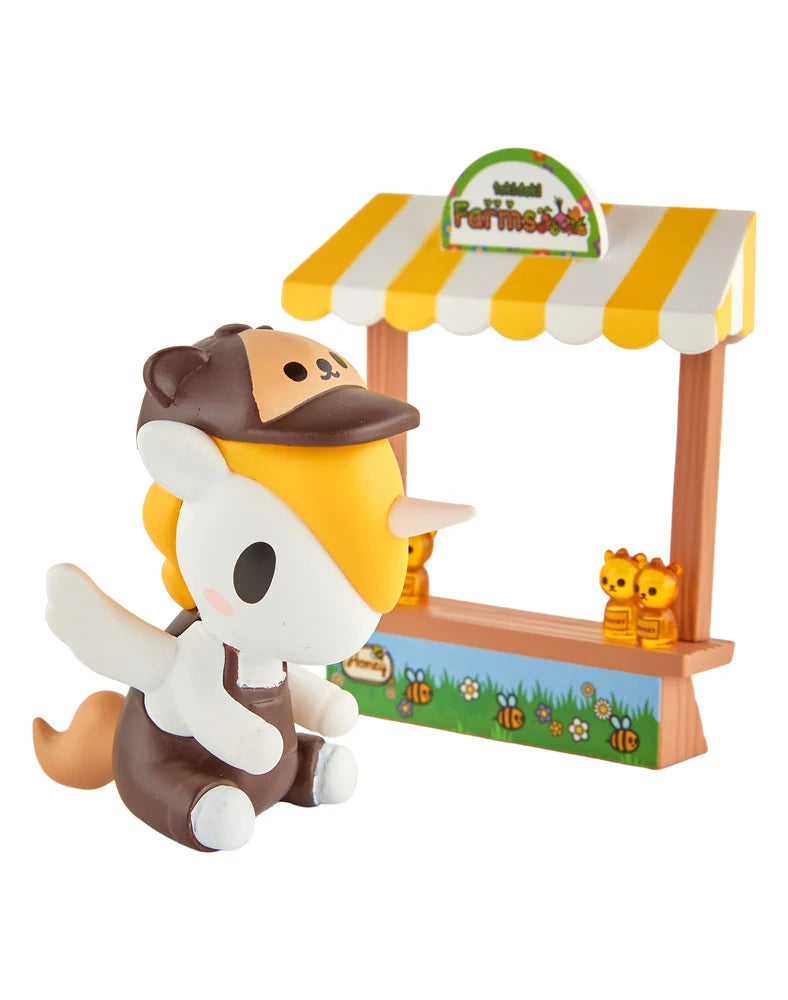 tokidoki Farmers Market Unicorno Honey Bee Stand figure