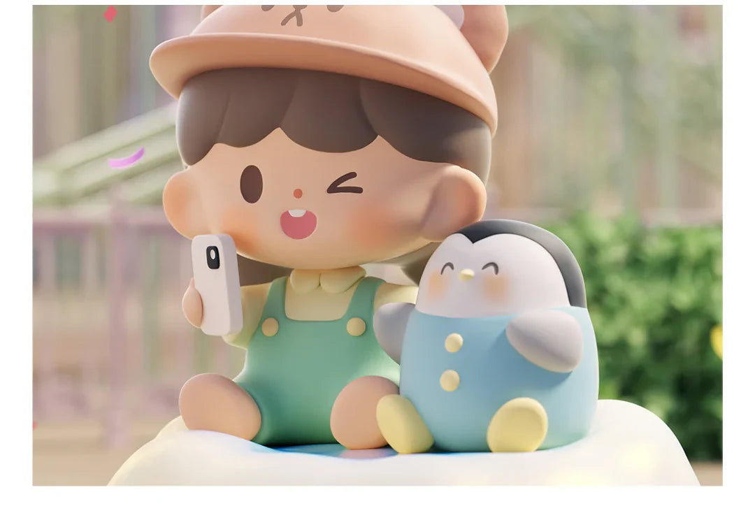 Say Cheese hidden edition zZoton figure taking a selfie with penguin companion